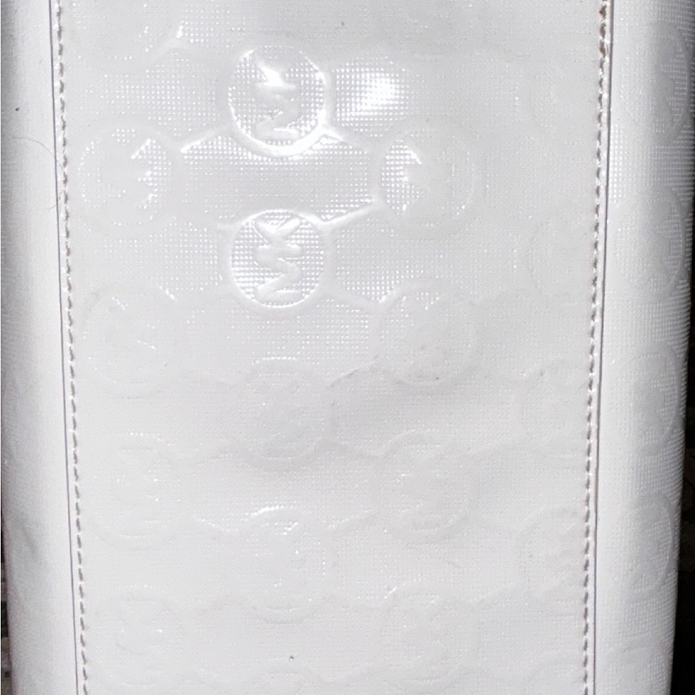 Pre loved Michael Kors patent Cindy dome satchel - Picture 10 of 10